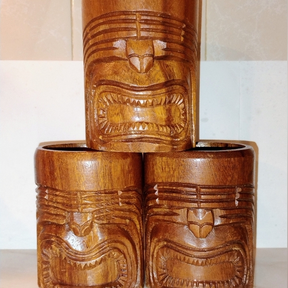 ***(VNT) SET OF 3, MATCHING, HAND CARVED, WOODEN, MONKEY POD WOODEN MUGS*** - Picture 2 of 14